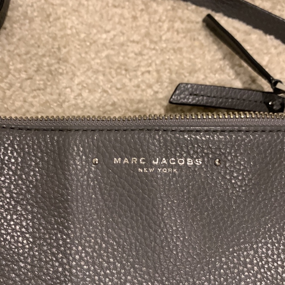 NWT Marc Jacobs gray crossbody handbag - Picture 2 of 11
